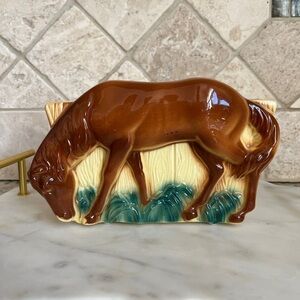 RARE Vintage Royal
Copley Grazing Horse
Planter/Vase- Yellow &
Brown - 1940s